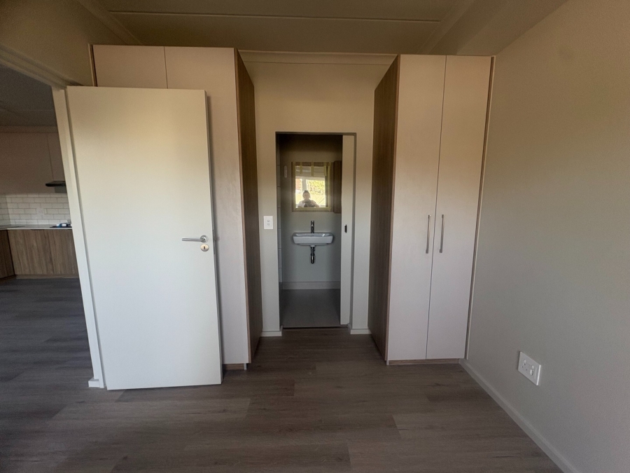 2 Bedroom Property for Sale in Table View Western Cape